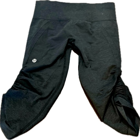 Lululemon In The Flow Crop II - Picture 7 of 11